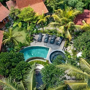 Berlima Wooden By Pramana Ubud