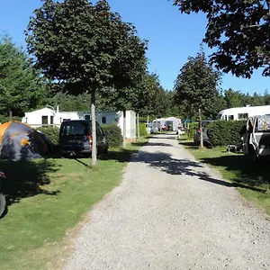 https://camping-la-prairie.hotels-rhonealpes.com